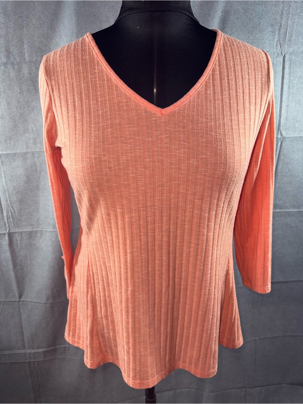 3228-Dana Buchman Ribbed V-Neck Long-Sleeve Top - Coral
